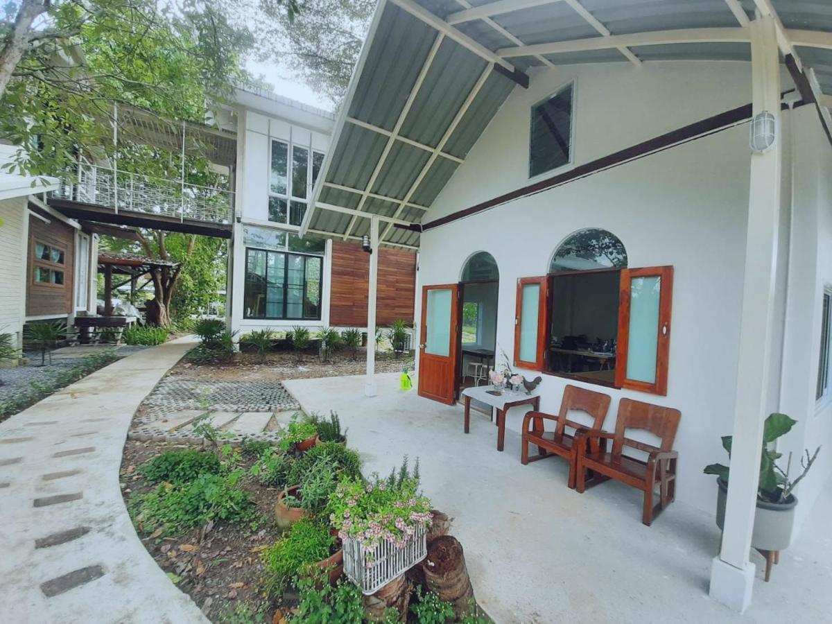 Baangaimuan Bed and Breakfast Lamphun Εξωτερικό φωτογραφία